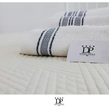 Donna Paola Bed & Breakfast